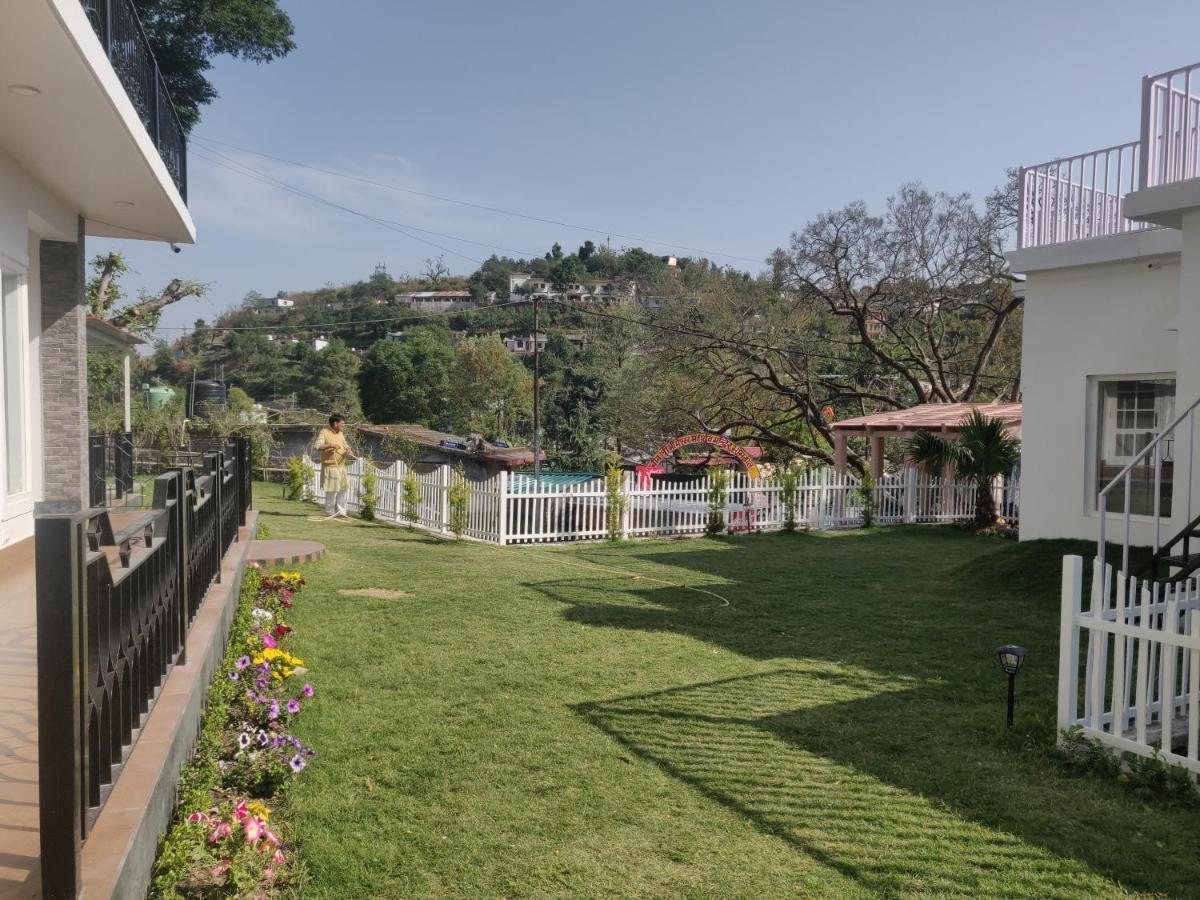The Periwinkle Homestay Bhīm Tāl Extérieur photo