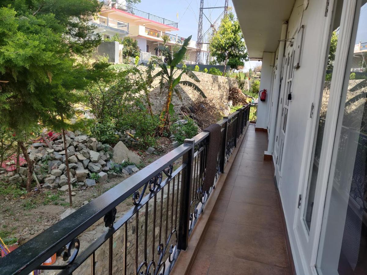 The Periwinkle Homestay Bhīm Tāl Extérieur photo