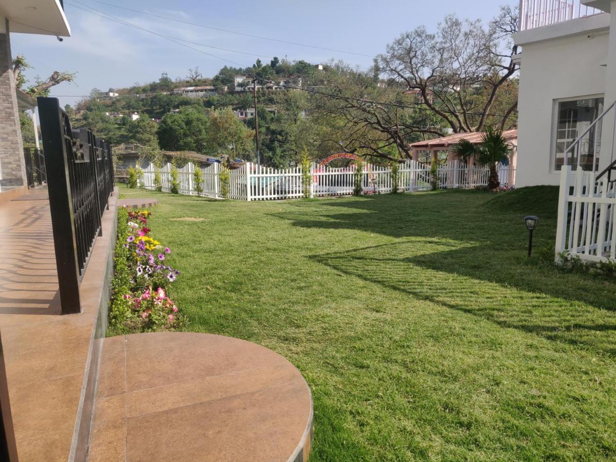 The Periwinkle Homestay Bhīm Tāl Extérieur photo